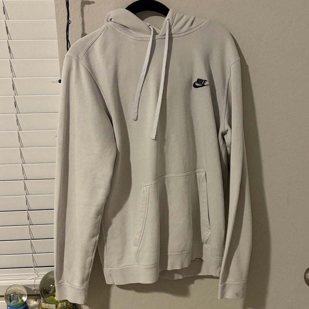 Nike Men's White Hoodie Sweater